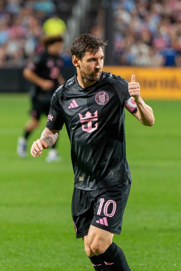 法国 比赛日看台与球迷